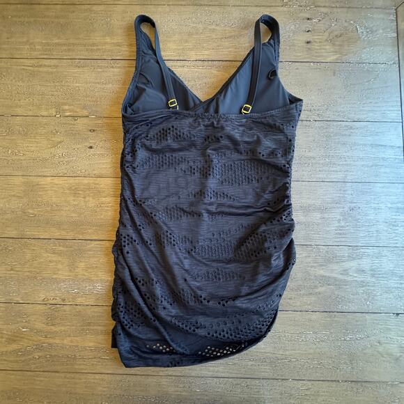 Beyond Control NWT Women's Size 10 Swim Dress Black Tropical Detail Ruched Side - Picture 4 of 9